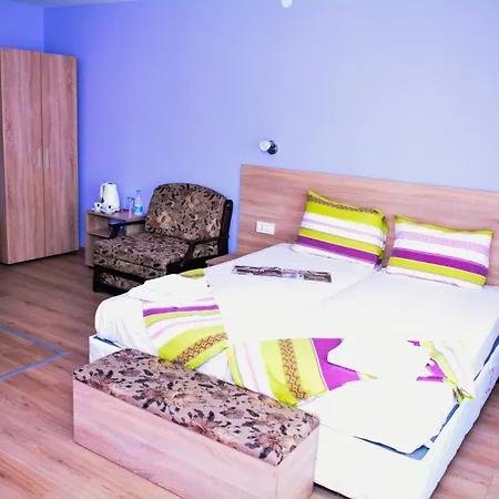 Къща за гости Rade Iii-vratsa Exclusive Mountain View 3*