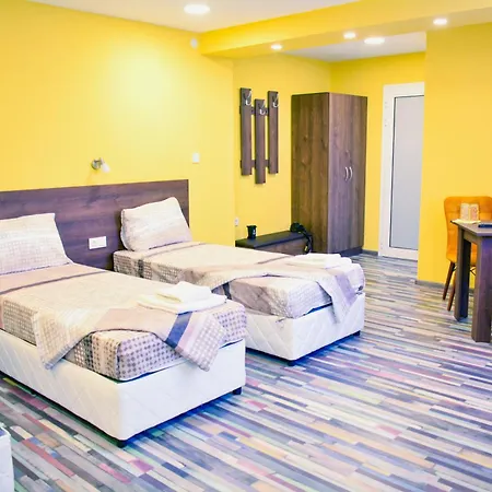 Rade Iii-vratsa Exclusive Mountain View Πανσιόν Βράτσα