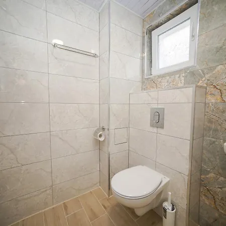 Rade Iii-vratsa Exclusive Mountain View Pensión 3*